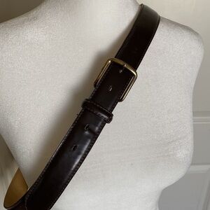men’s brown leather belt size 40’. No brand listed.